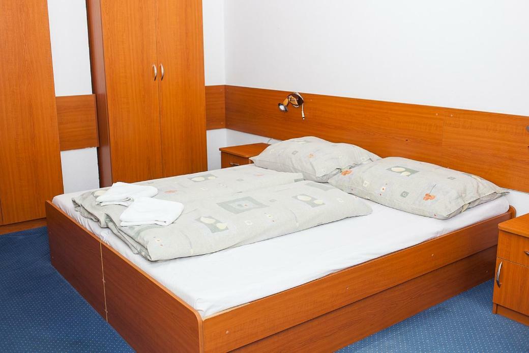 Penzion Centrum Oravsky Biely Potok Ngoại thất bức ảnh